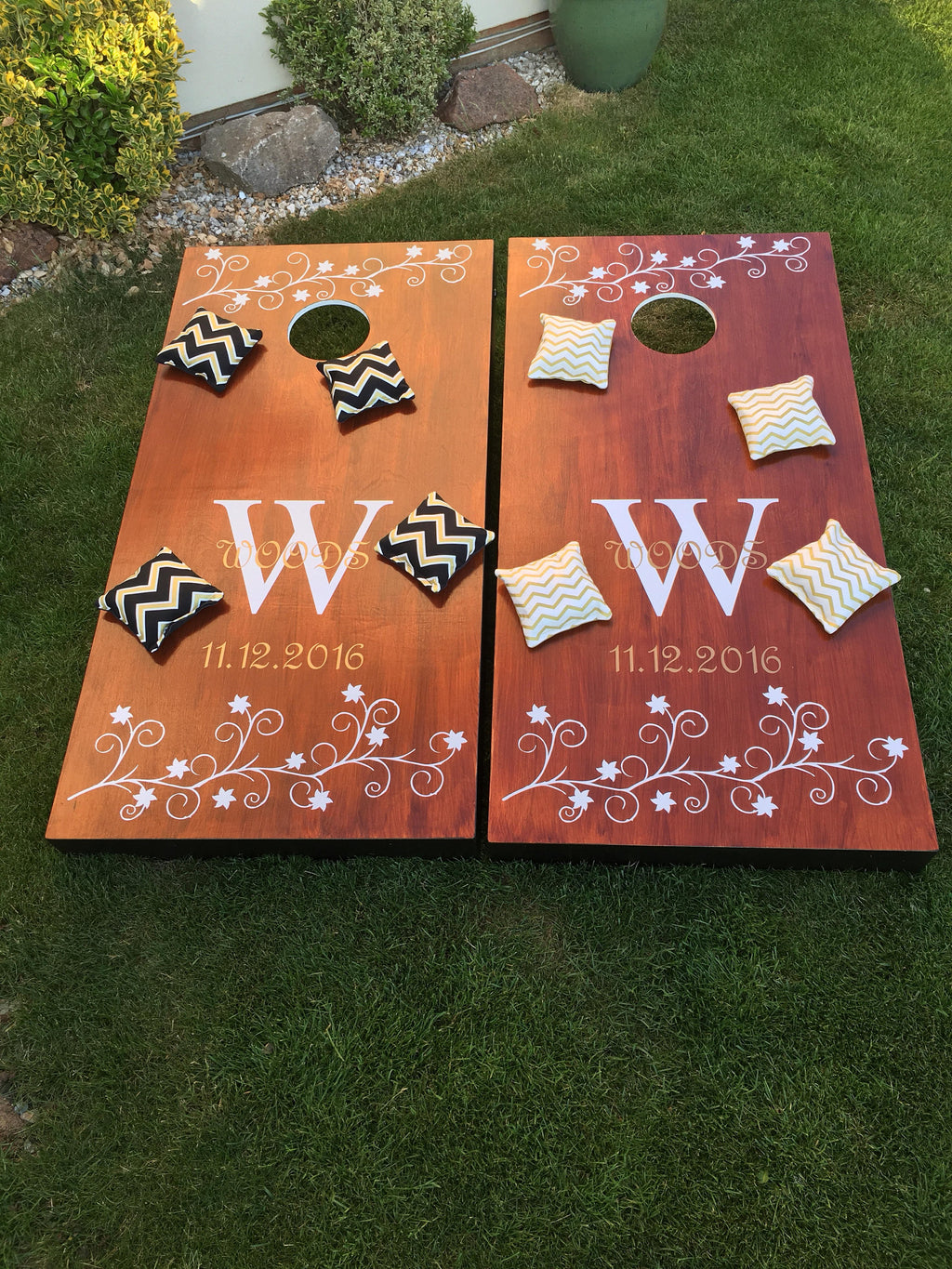 Personalised stain cornhole boards with decoration and bags - bean bag toss - garden game