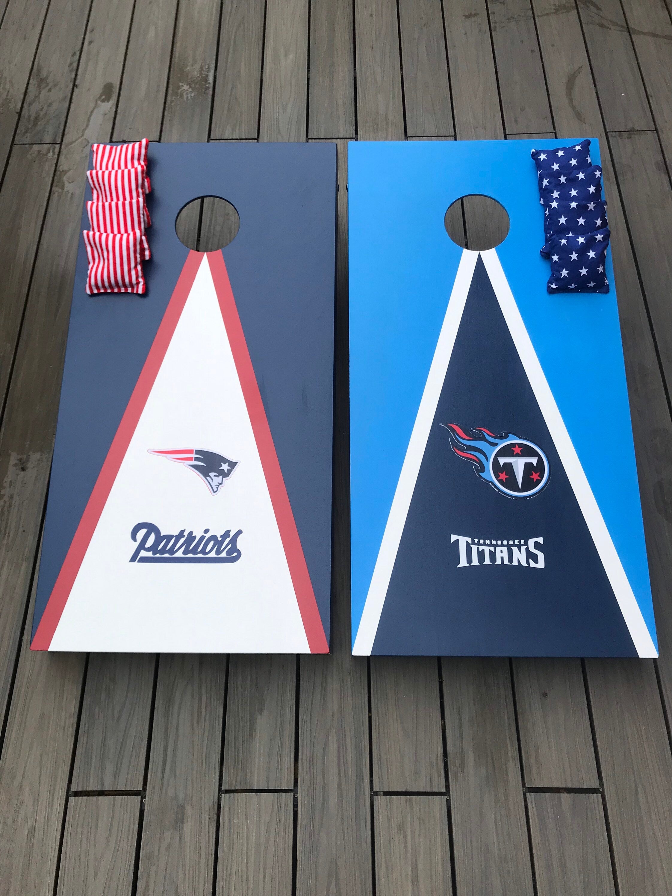 Custom NFL Cornhole Set – New England Patriots, Tennessee Titans Wooden Bean Bag Toss Game