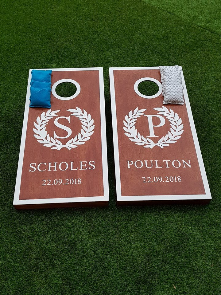 Personalised custom cornhole Board Set: Medium Stained Wood Bean Bag Toss Game