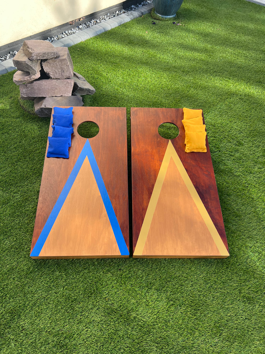 Two-Toned Stained Medium Cornhole Set – Blue & Gold Stripe