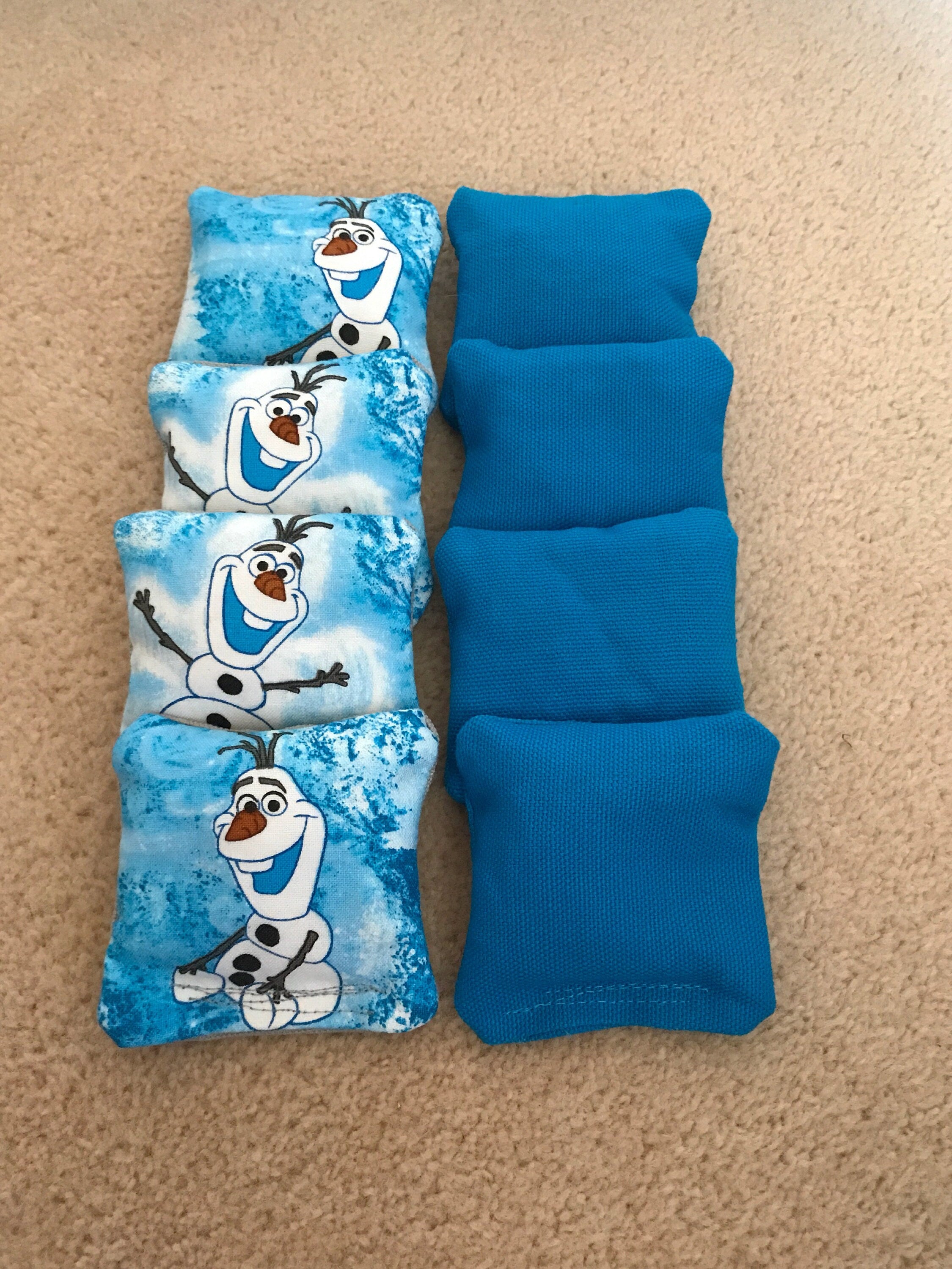 Frozen Mini Bean Bag Toss Game – Olaf Elsa Cornhole Set (Indoor/Outdoor)