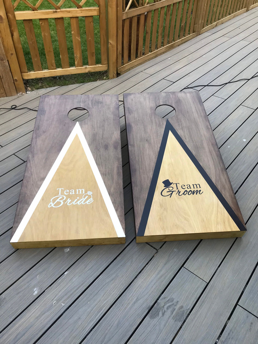Handmade Cornhole Game Personalised– Stained Wood Bean Bag Toss for Weddings & Garden Parties